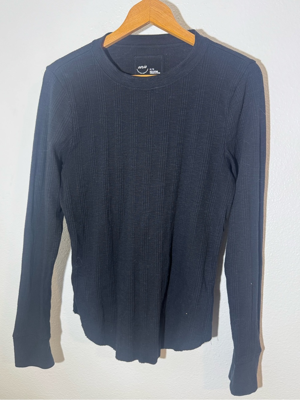 aerie Black Ribbed Long-Sleeve Crew Tee